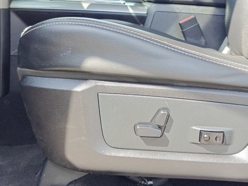 Used 2015 RAM 1500 Sport w/ Sport Premium Group image 11