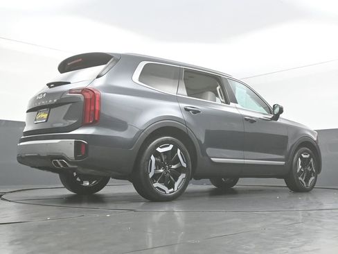 Used 2024 Kia Telluride S w/ S Sunroof Package FWD image 46