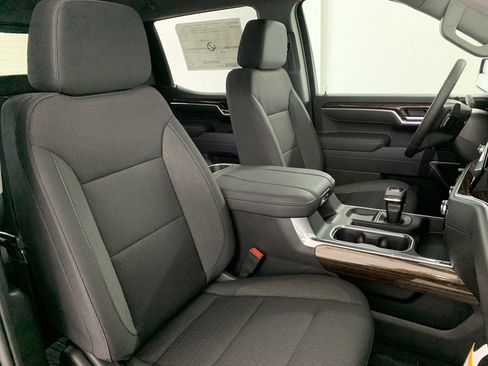 New 2026 GMC Sierra 1500 Elevation image 34