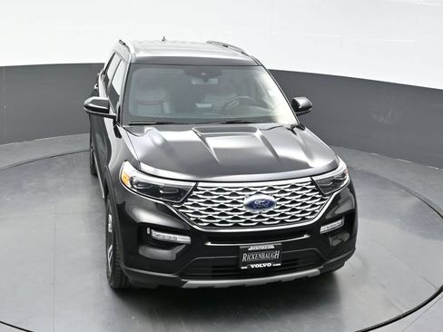 Used 2020 Ford Explorer Platinum w/ Premium Technology Package AWD/4WD image 34