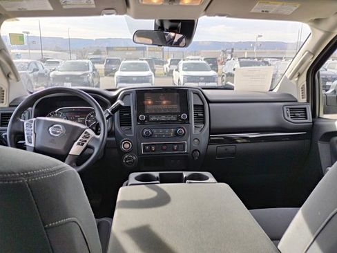 Used 2022 Nissan Titan SV w/ Accessory Utility Package image 10