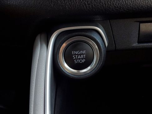 Certified 2025 Toyota Grand Highlander FWD image 29