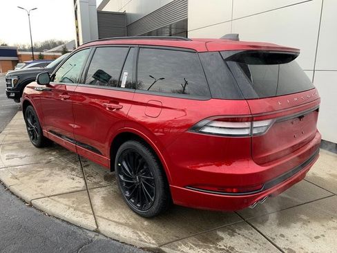 New 2026 Lincoln Aviator Reserve image 3