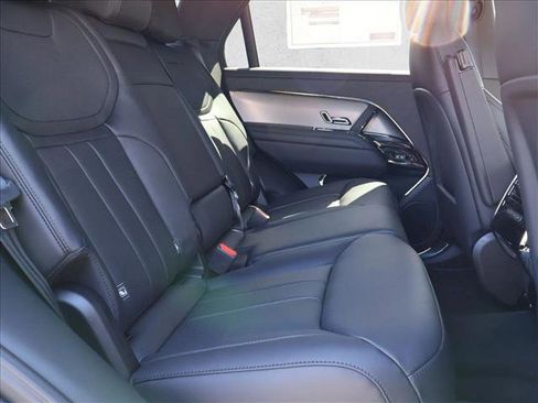 New 2026 Land Rover Range Rover Sport SE AWD/4WD image 25