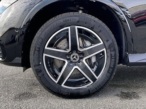 New 2026 Mercedes-Benz GLC 300 4MATIC image 11