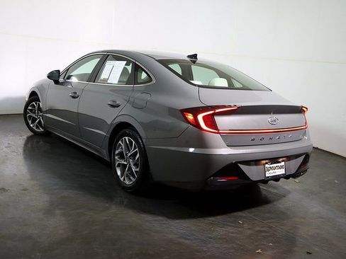 Used 2023 Hyundai Sonata SEL image 2
