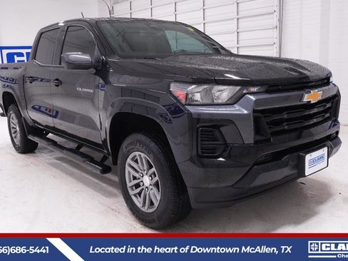 Used 2025 Chevrolet Colorado LT w/ Advanced Trailering Package RWD image 3