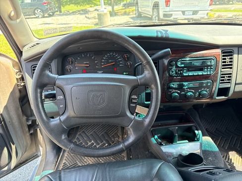 Used 2001 Dodge Durango 2WD image 16