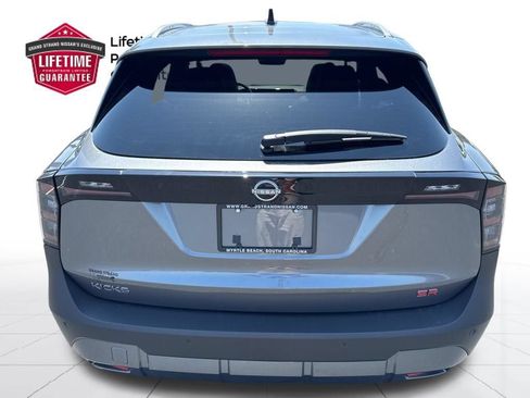 New 2026 Nissan Kicks SR w/ SR Premium Package FWD image 6