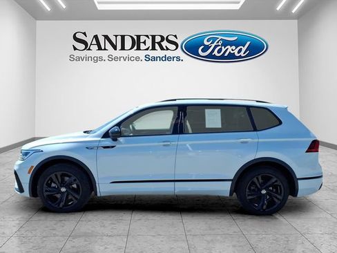 Used 2024 Volkswagen Tiguan SE R-Line image 5