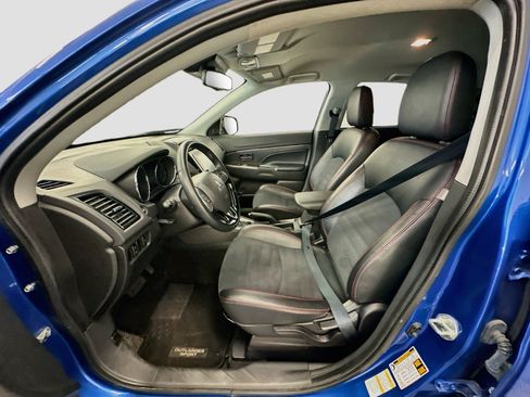 Used 2024 Mitsubishi Outlander Sport AWD image 13