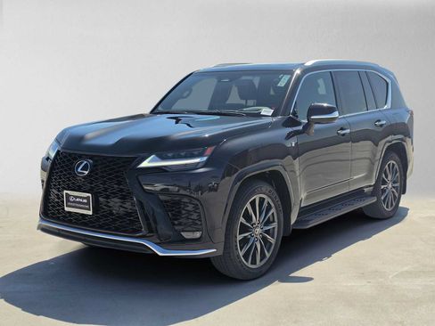 Used 2026 Lexus LX 600 F Sport AWD/4WD image 7