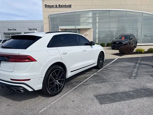 Used 2021 Audi SQ8 Prestige w/ Prestige Package image 3