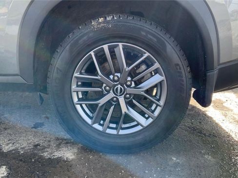 Used 2023 Nissan Rogue S image 23