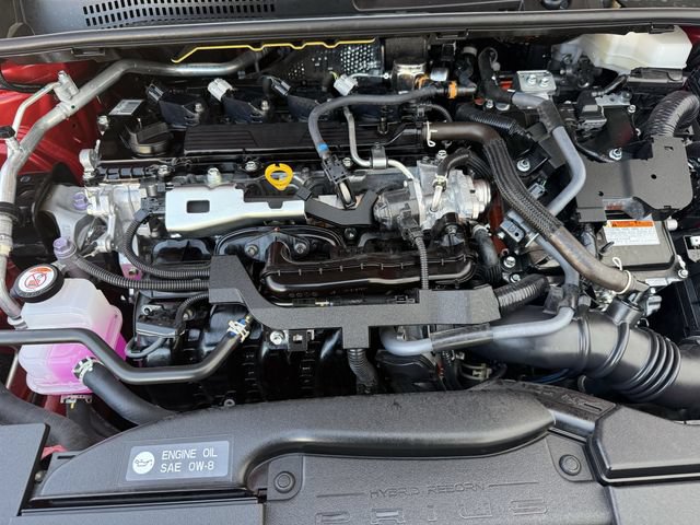 Certified 2026 Toyota Prius LE FWD image 31