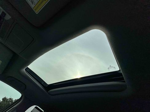 Used 2017 Acura MDX FWD w/ Advance Package image 38