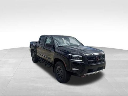 New 2025 Nissan Frontier PRO-4X w/ Tow Package image 13