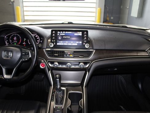 Used 2021 Honda Accord EX-L image 27