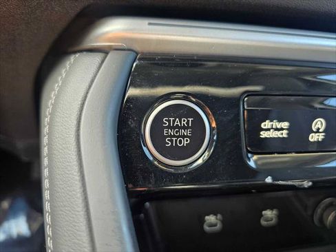 Used 2025 Audi Q5 Prestige AWD/4WD image 32