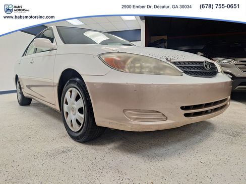 Used 2003 Toyota Camry LE FWD image 2