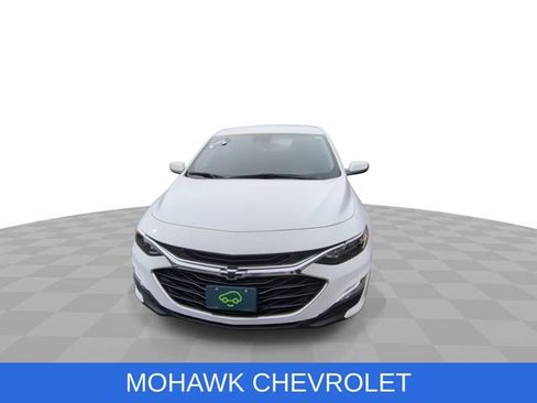 Used 2024 Chevrolet Malibu RS w/ LPO, Floor Liner Package FWD image 3