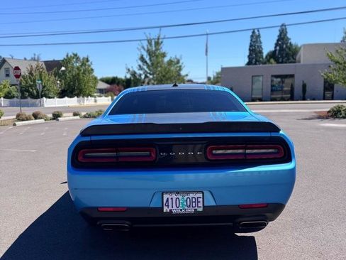 Used 2015 Dodge Challenger R/T Plus RWD image 6
