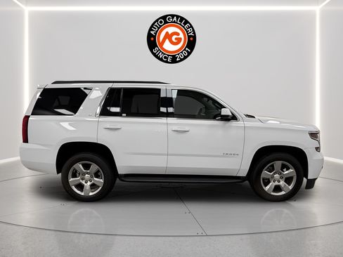 Used 2018 Chevrolet Tahoe LT w/ Luxury Package RWD image 10