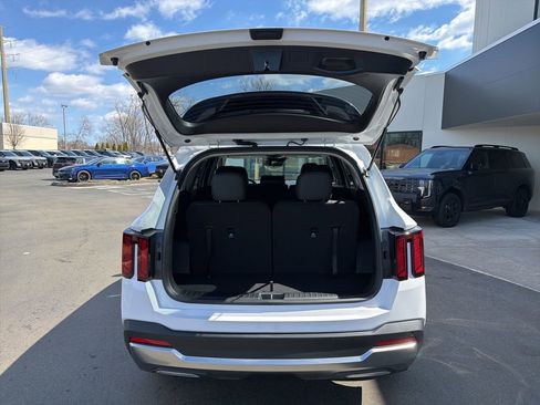 New 2026 Kia Sorento S AWD/4WD image 16