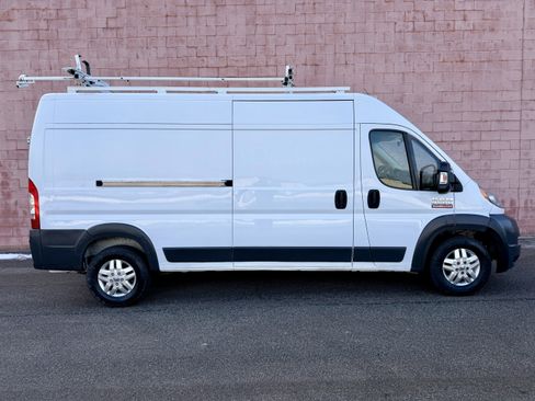 Used 2015 RAM ProMaster 2500 w/ Mopar Trailer Tow Group image 5
