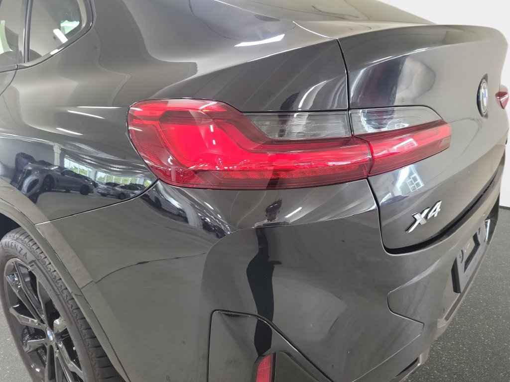 Certified 2024 BMW X4 xDrive30i w/ M Sport Package AWD/4WD image 30