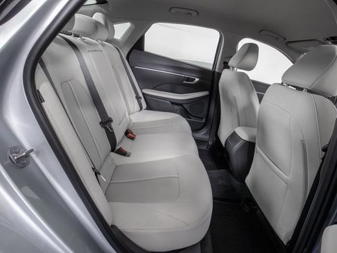 Used 2024 Hyundai Sonata SEL image 12