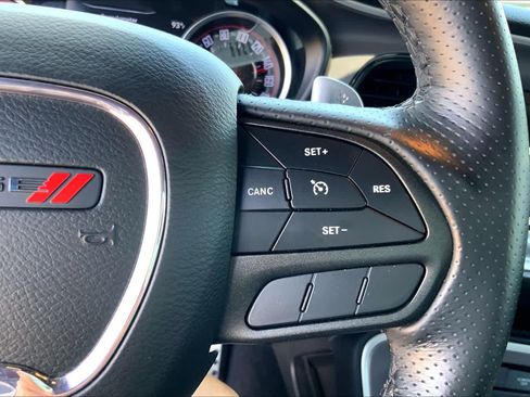 Used 2022 Dodge Challenger R/T Scat Pack RWD image 21