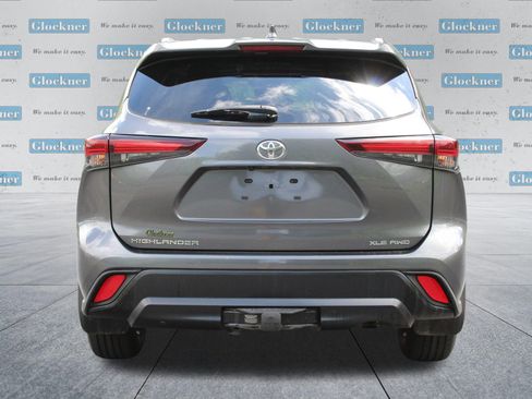 Used 2024 Toyota Highlander XLE AWD/4WD image 7