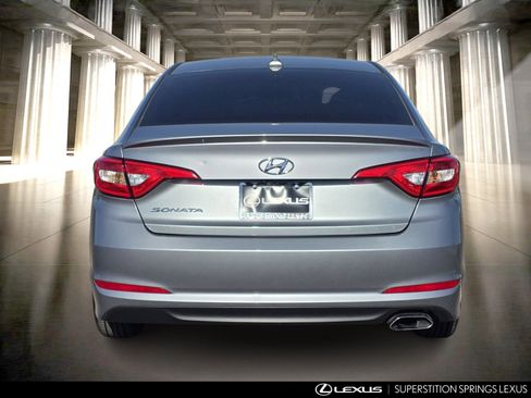 Used 2016 Hyundai Sonata SE image 5