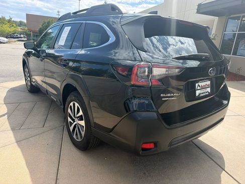 Used 2023 Subaru Outback Premium AWD/4WD image 8
