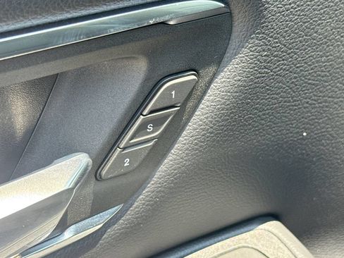 New 2026 RAM 1500 Laramie AWD/4WD image 21