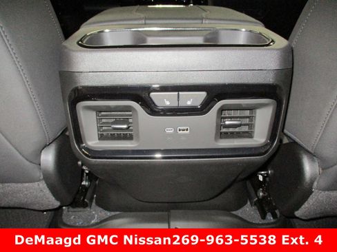 New 2025 GMC Sierra 2500 AT4 w/ Technology Package image 33