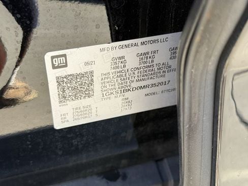 Used 2021 GMC Yukon SLT w/ SLT Premium Package RWD image 38