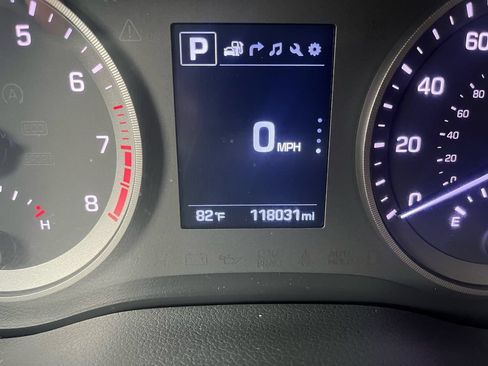 Used 2017 Hyundai Tucson Limited w/ Cargo Package AWD/4WD image 17