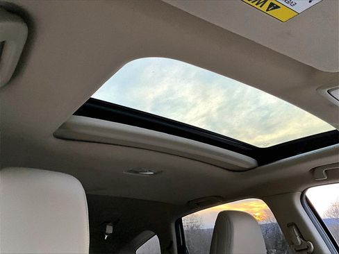 Used 2016 Honda CR-V Touring image 19