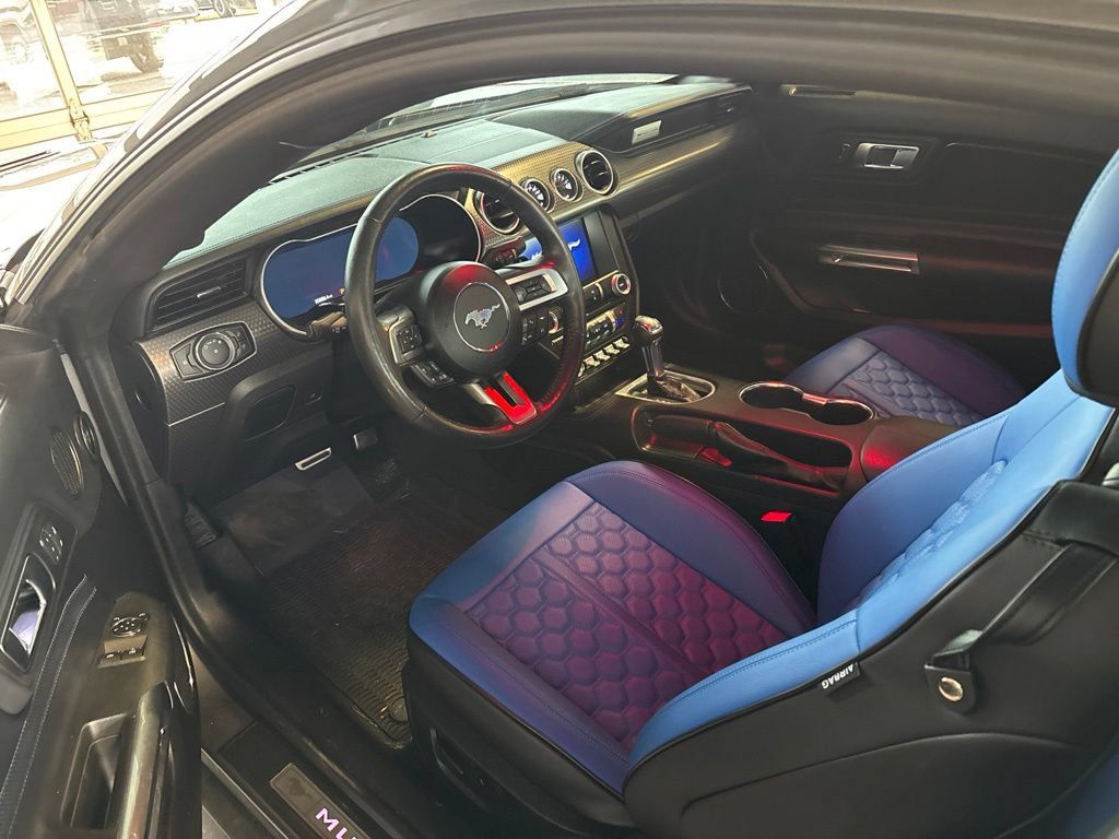 Used 2022 Ford Mustang GT Premium w/ GT Performance Package RWD image 5