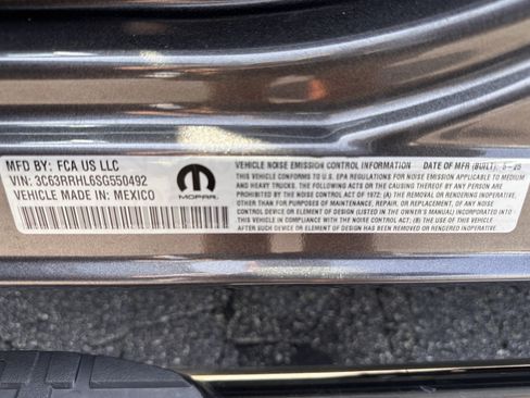 Used 2025 RAM 3500 Big Horn AWD/4WD image 32