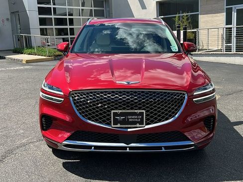 Used 2023 Genesis GV70 2.5T w/ Select Package image 8