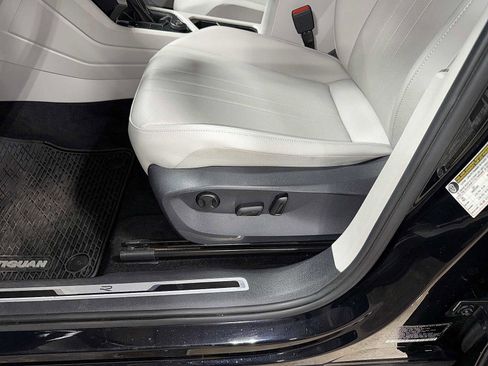 Used 2022 Volkswagen Tiguan SE R-Line AWD/4WD image 23