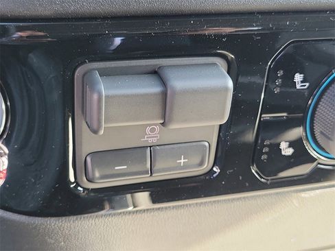 New 2026 Chevrolet Silverado 2500 LT image 12