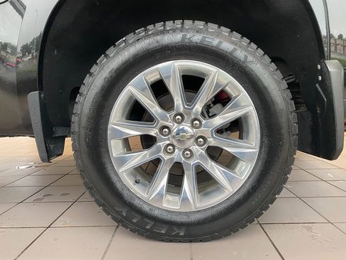 Used 2021 Chevrolet Silverado 1500 LTZ w/ Technology Package image 22