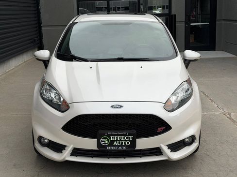 Used 2018 Ford Fiesta ST FWD image 4