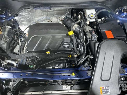 Used 2024 Chevrolet Trax LT w/ Driver Confidence Package FWD image 9