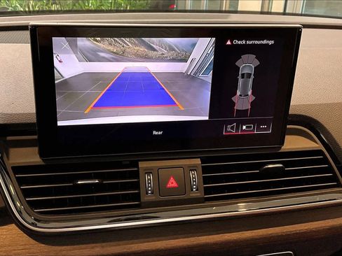 Used 2022 Audi Q5 2.0T Premium w/ Convenience Package image 29