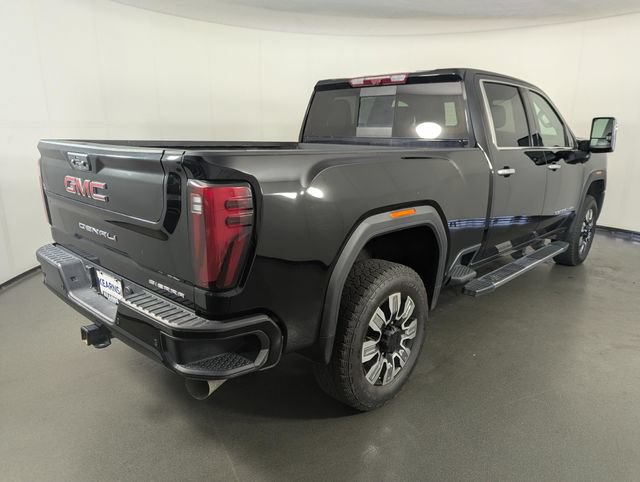 Used 2025 GMC Sierra 3500 Denali w/ Denali Reserve Package AWD/4WD image 7